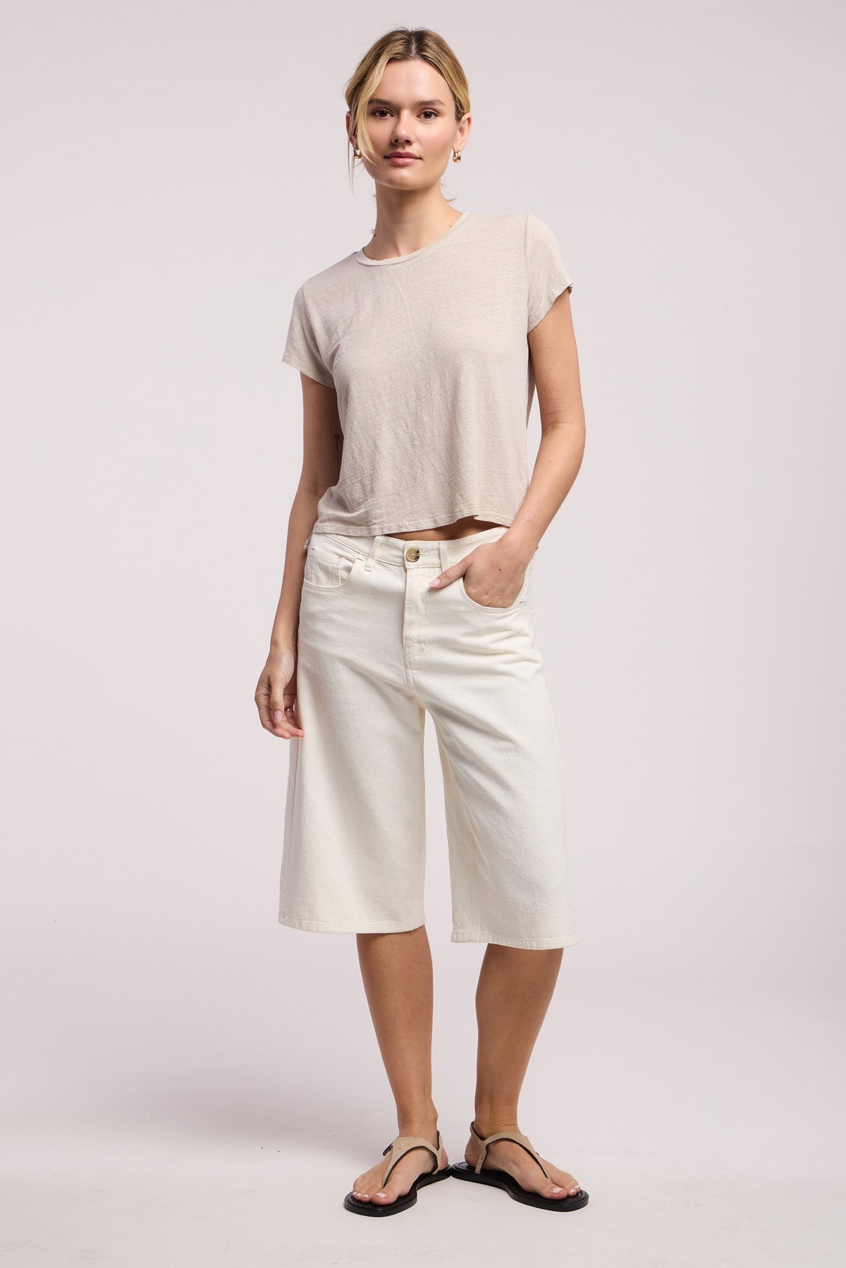 CASEY TEE