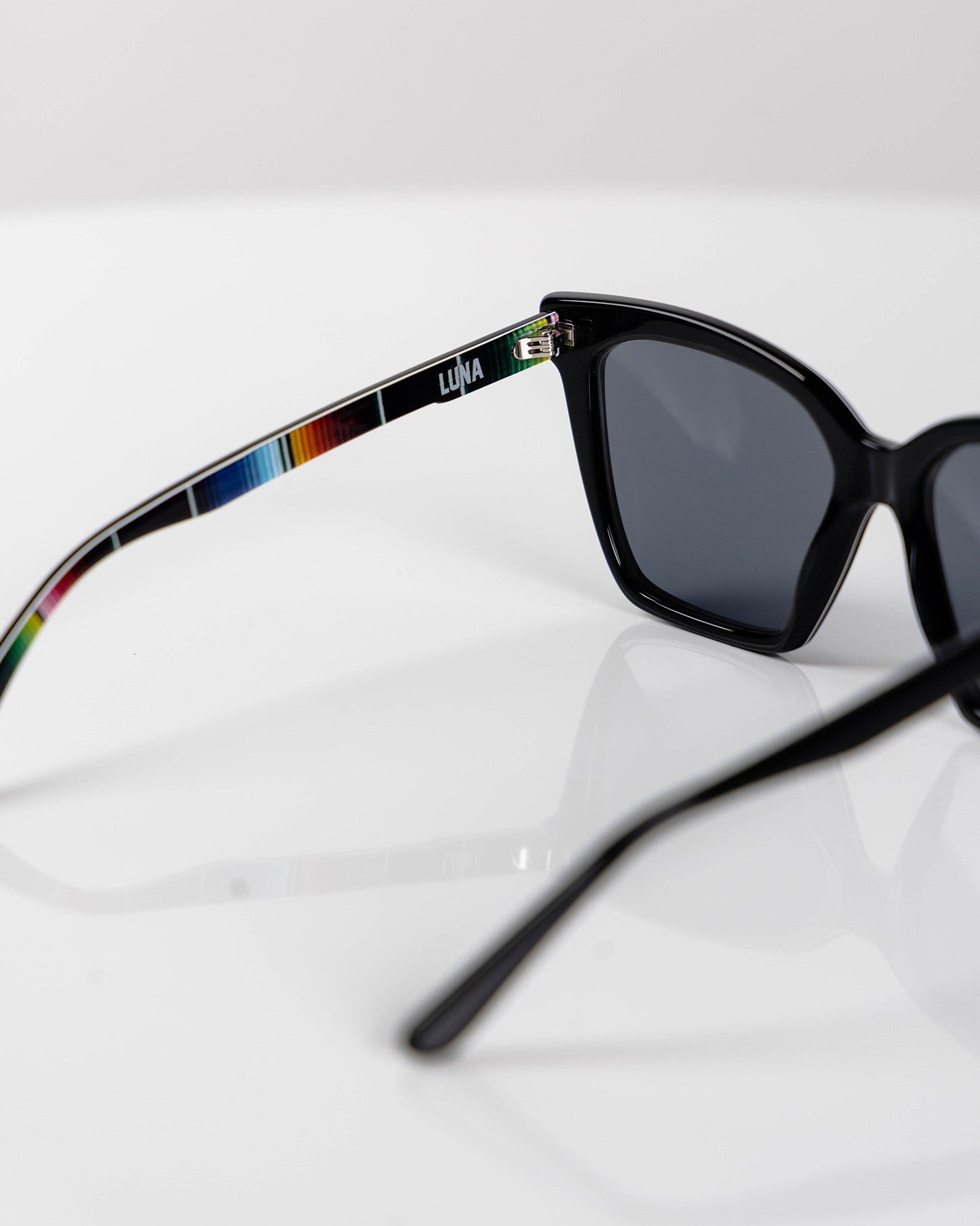 Luna Sunglasses - Low Low & Gray