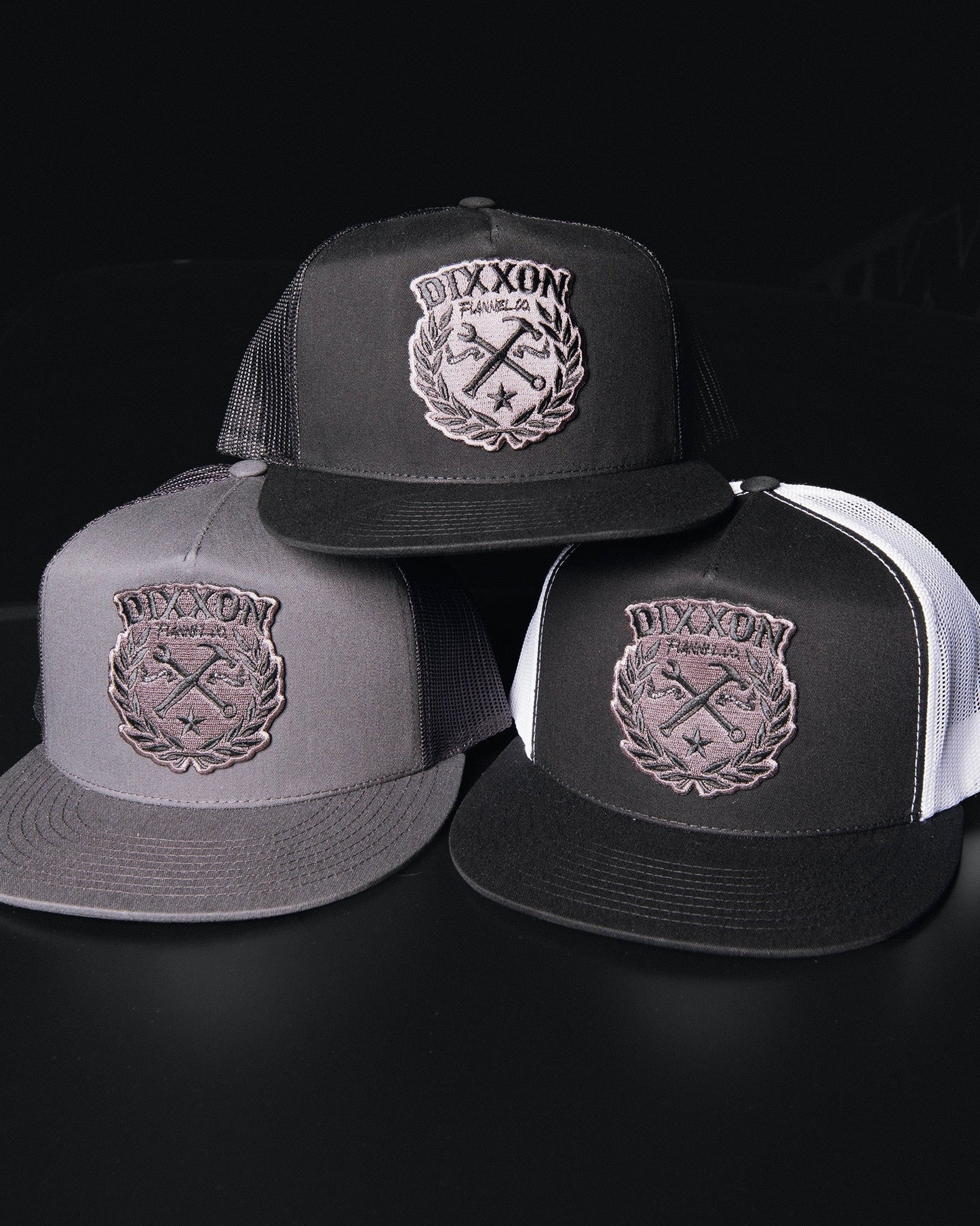 Sketchy Crest Flat Bill Trucker Snapback - Gray