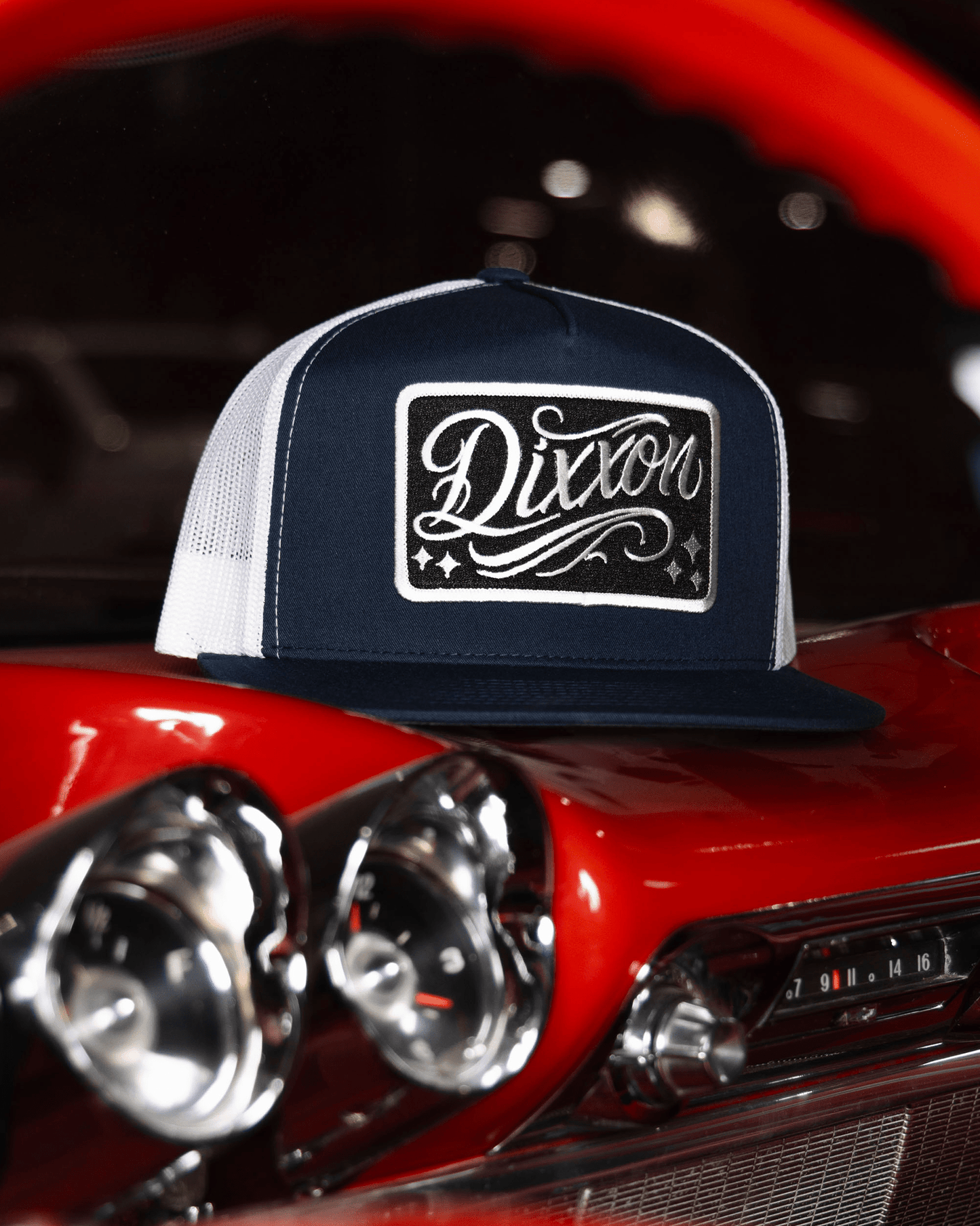 Slammed Flat Bill Trucker Snapback - White & Black
