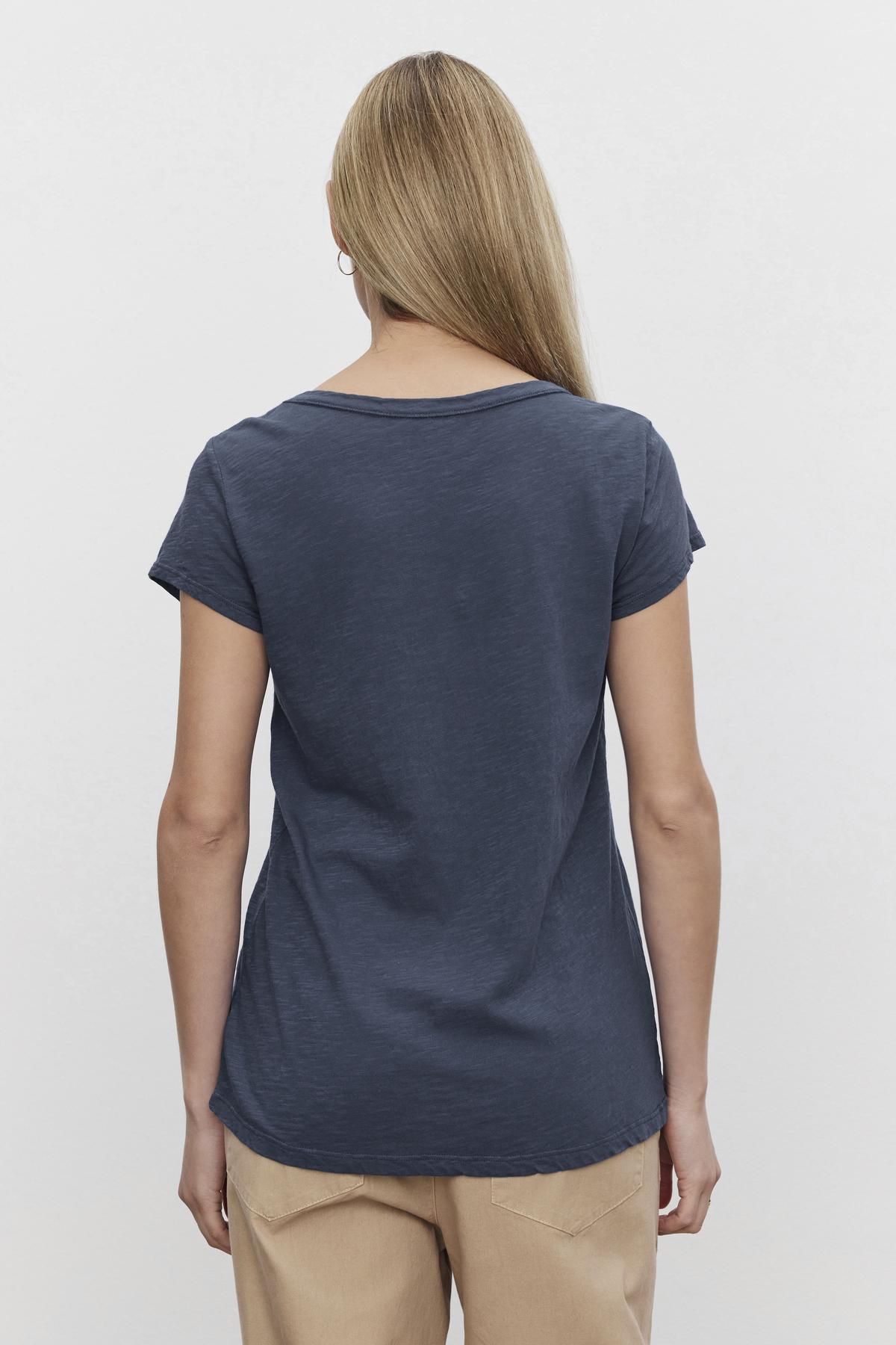 KIRA TEE