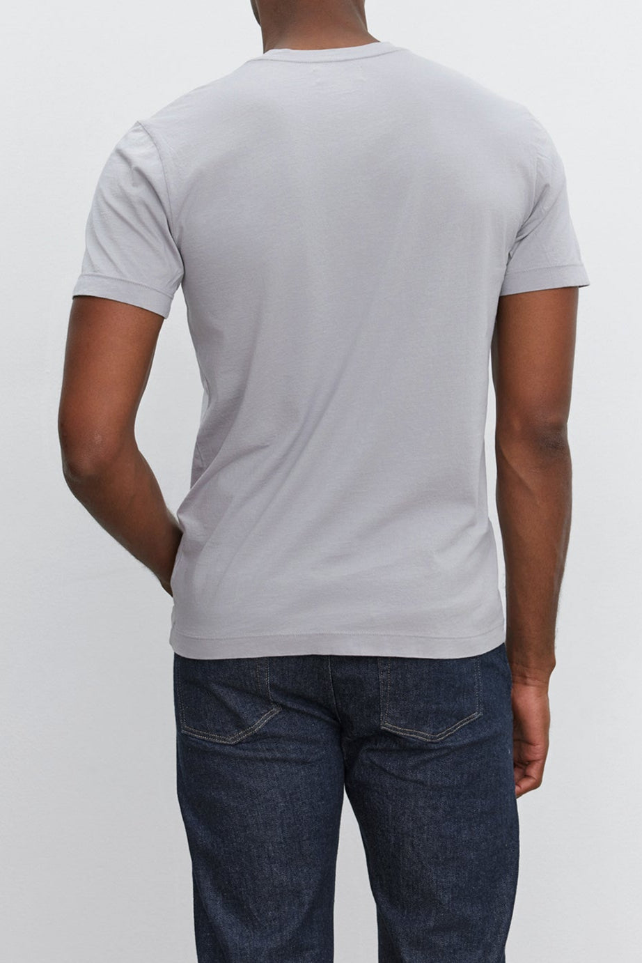 HOWARD TEE