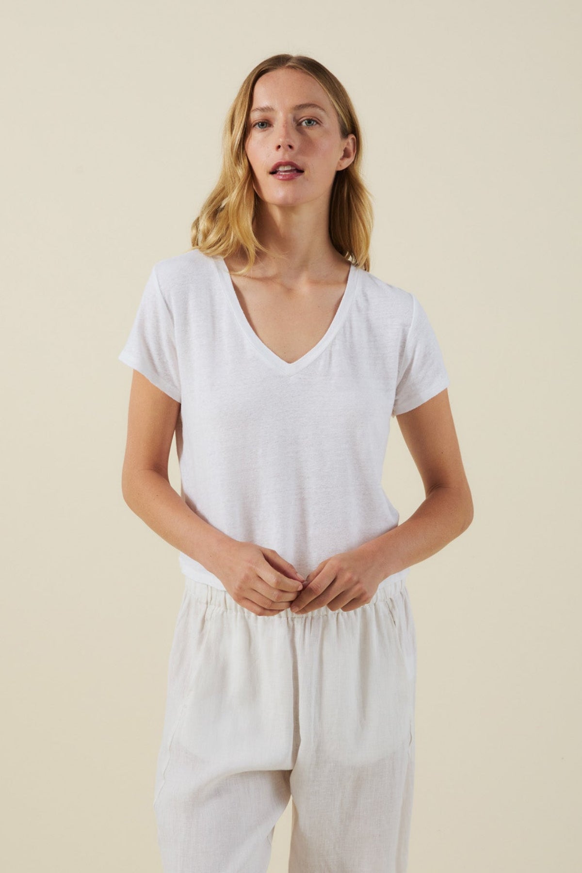 AMBER TEE