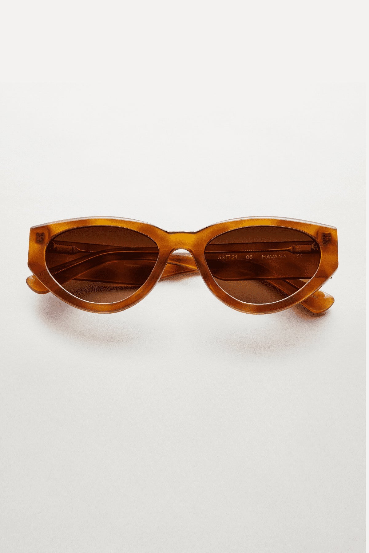 06 SUNGLASSES BY CHIMI