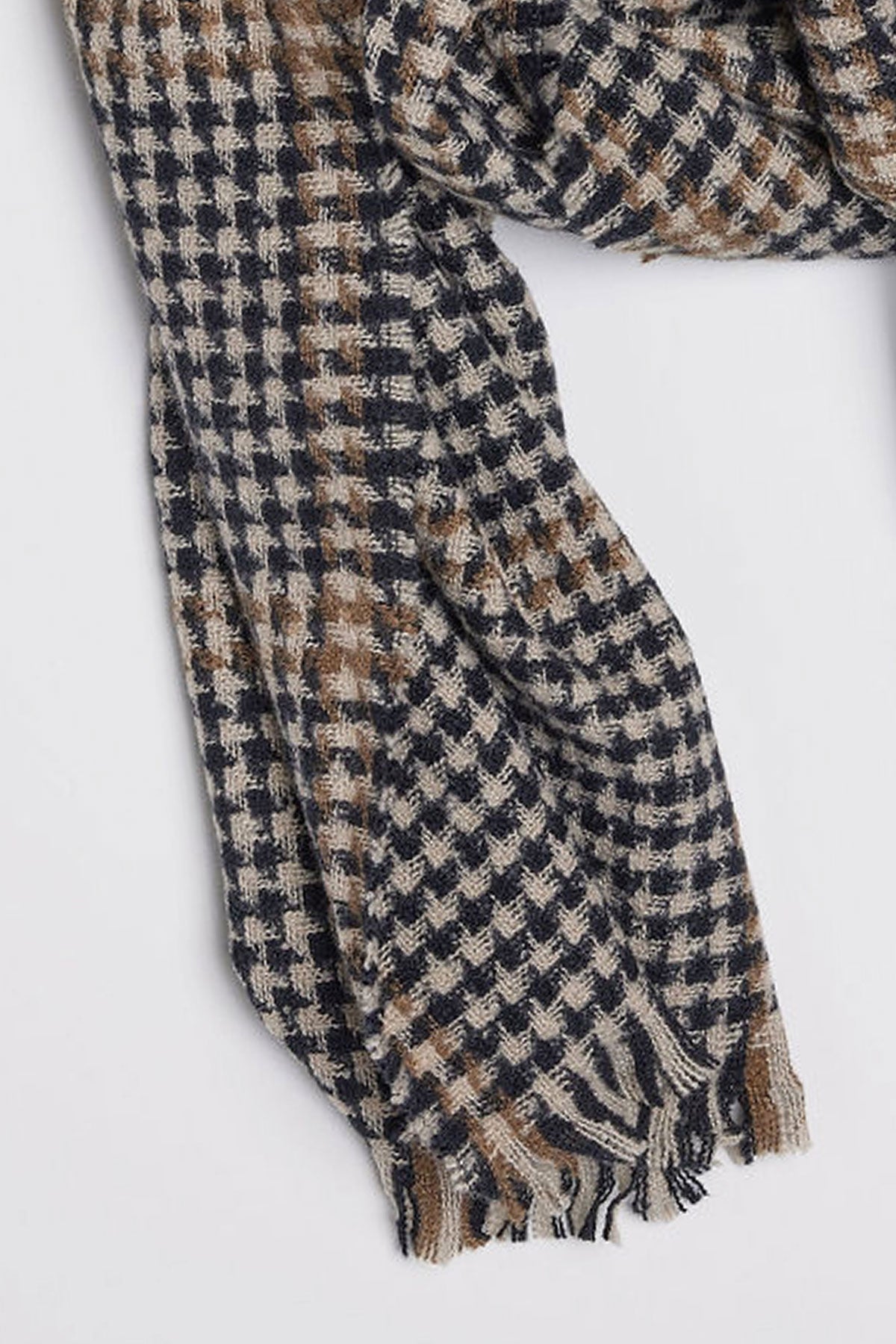 PEAK SCARF