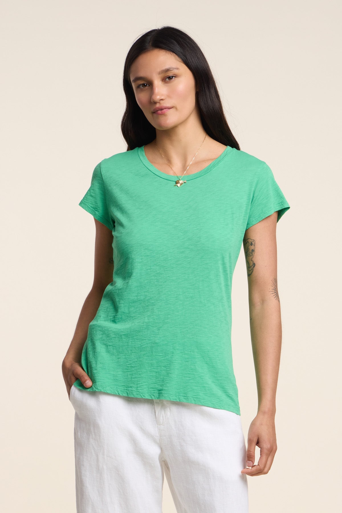 ODELIA TEE