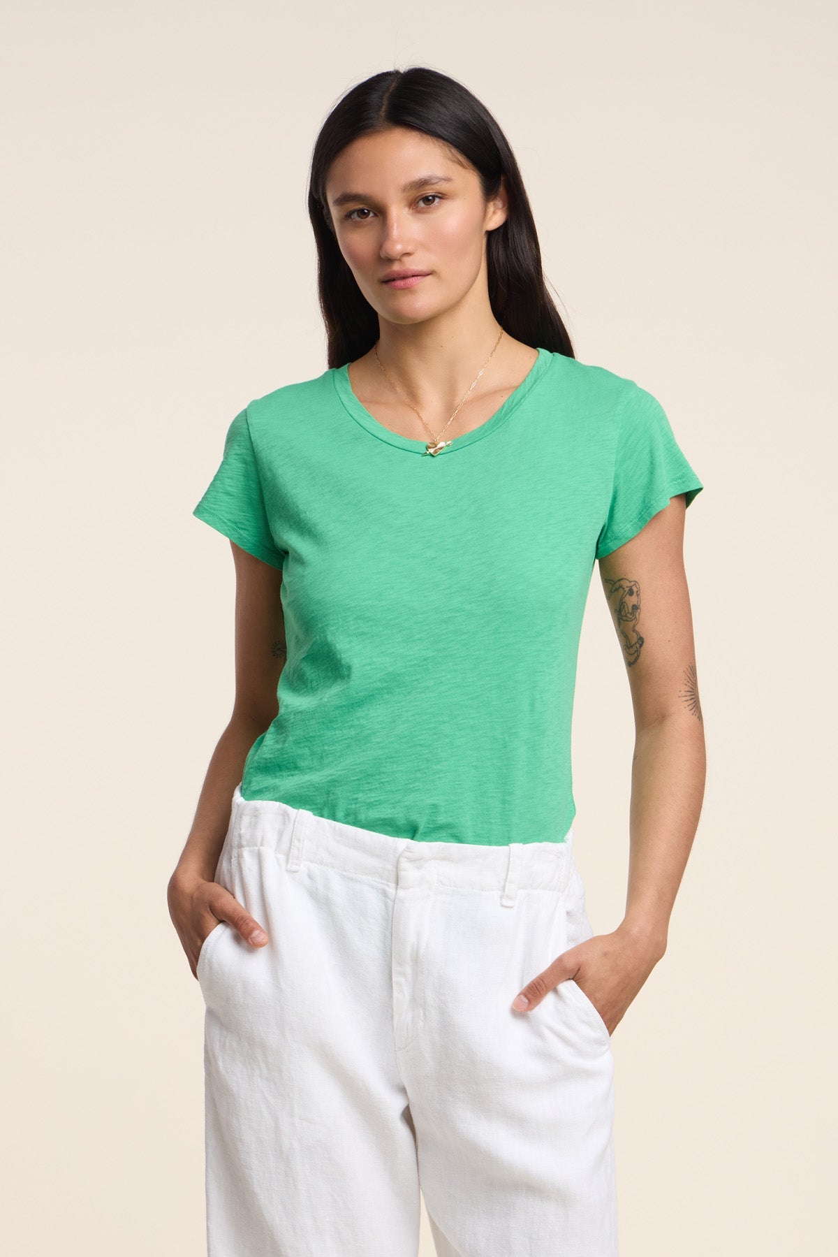 ODELIA TEE