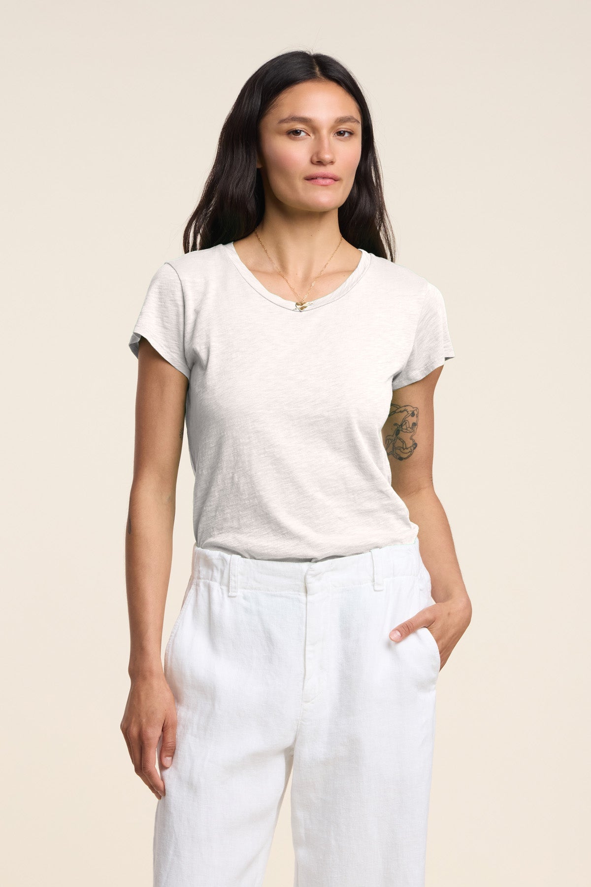 ODELIA TEE