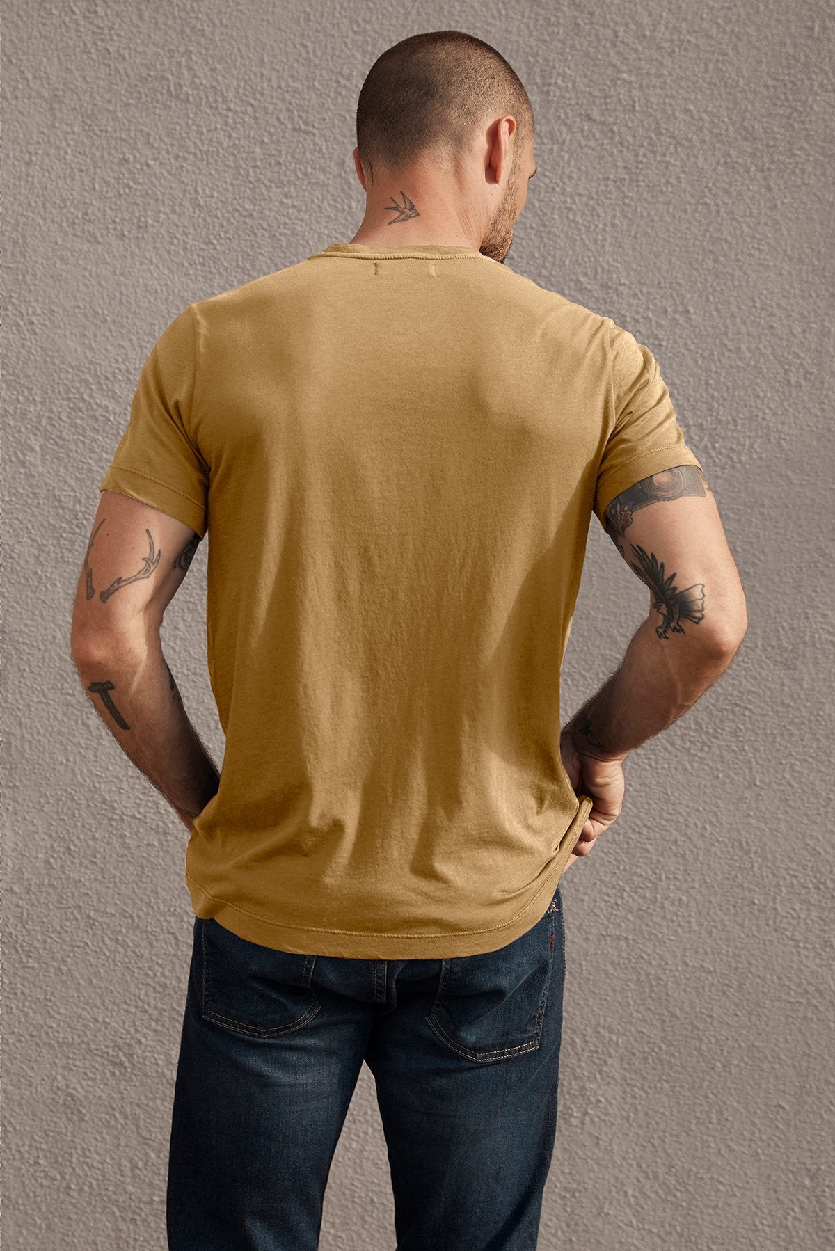 SAMSEN WHISPER CLASSIC V-NECK TEE