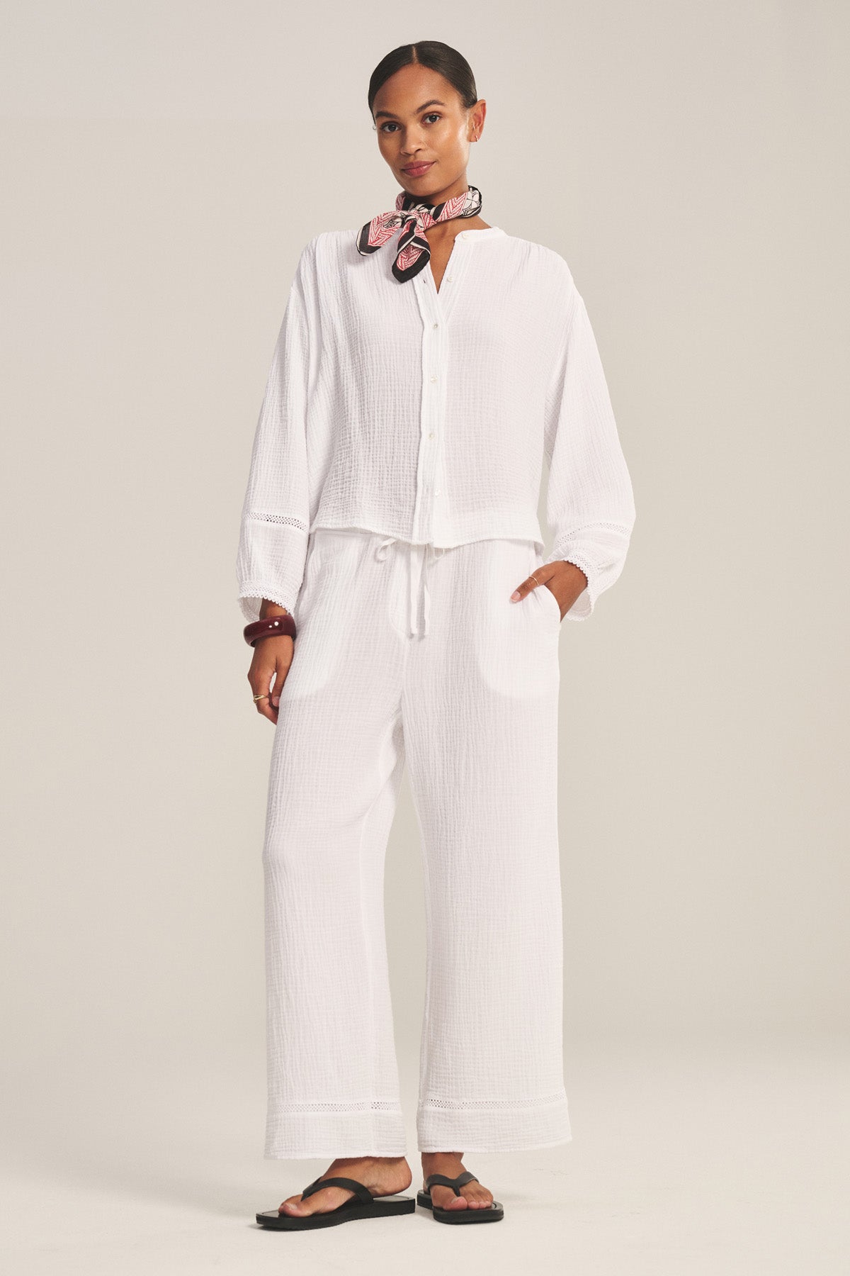 CALIA PANT