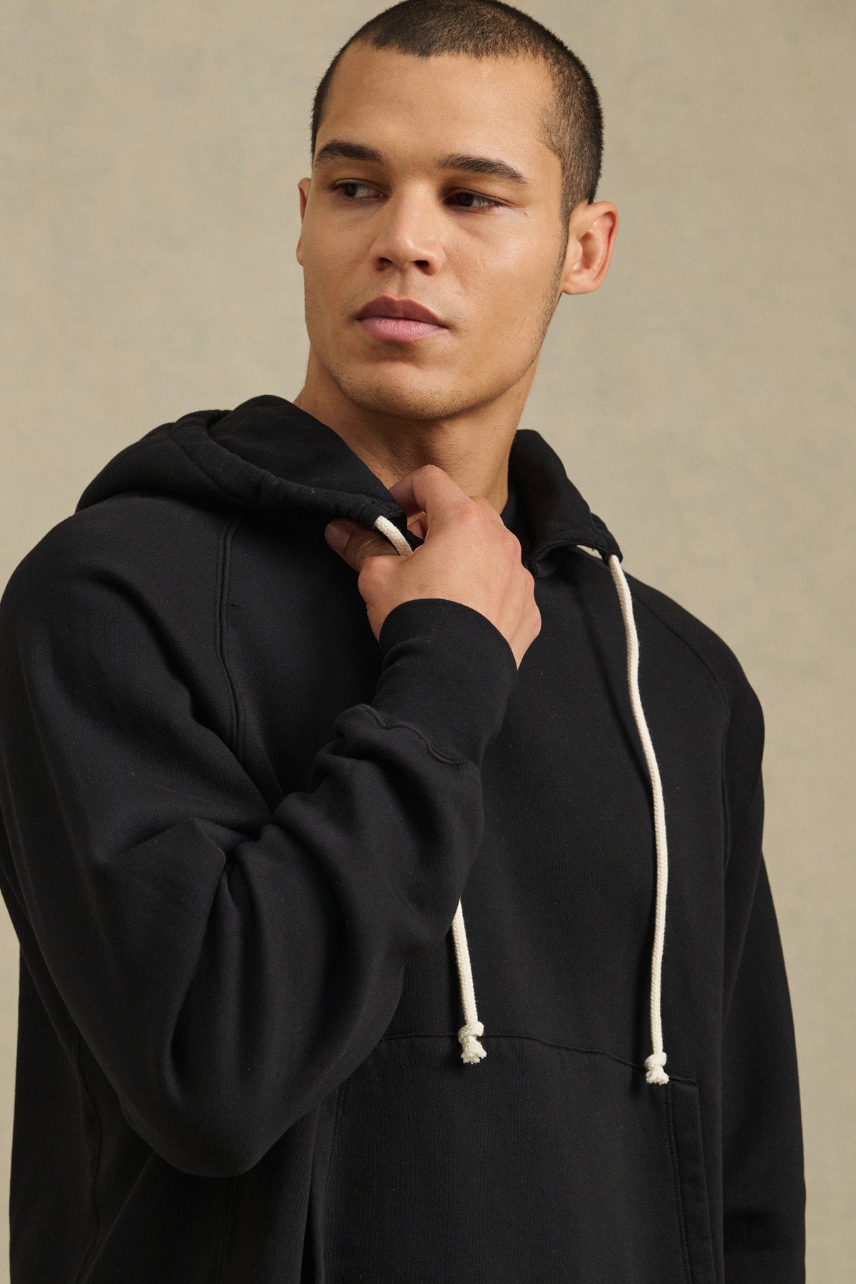 BRODIE HOODIE