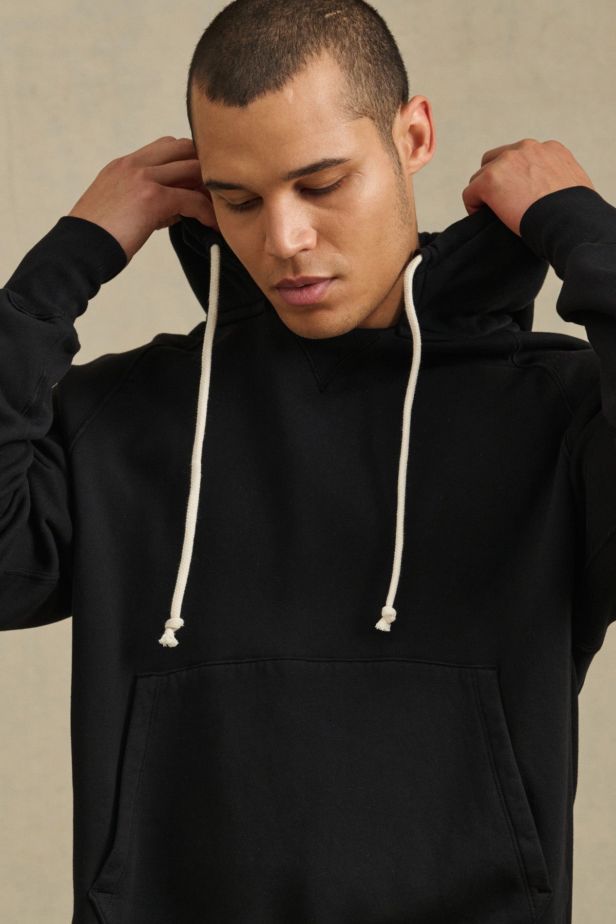 BRODIE HOODIE