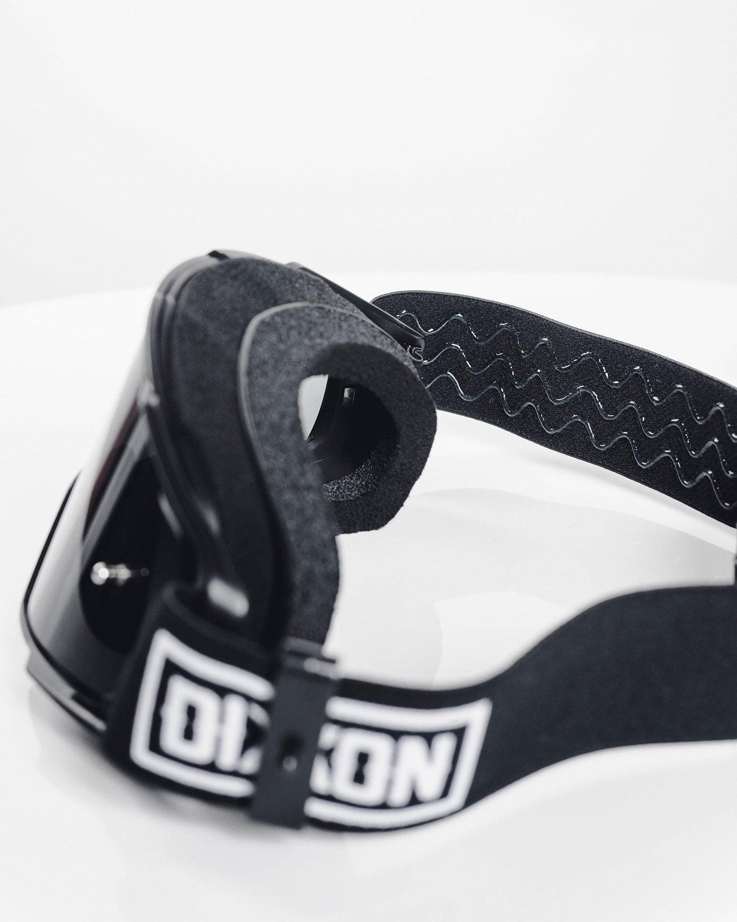Contender MX Goggles Sand - Black & White / Gray Lens