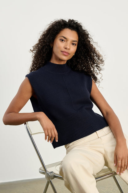 ELECTRA SWEATER VEST