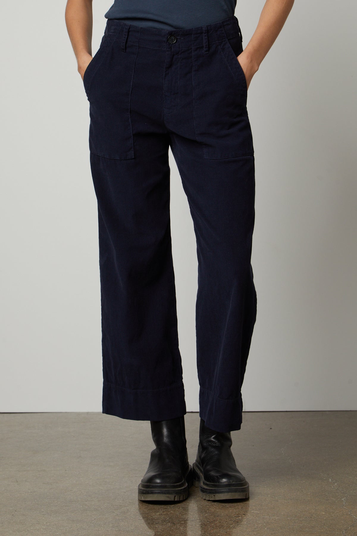 VERA CORDUROY WIDE LEG PANT