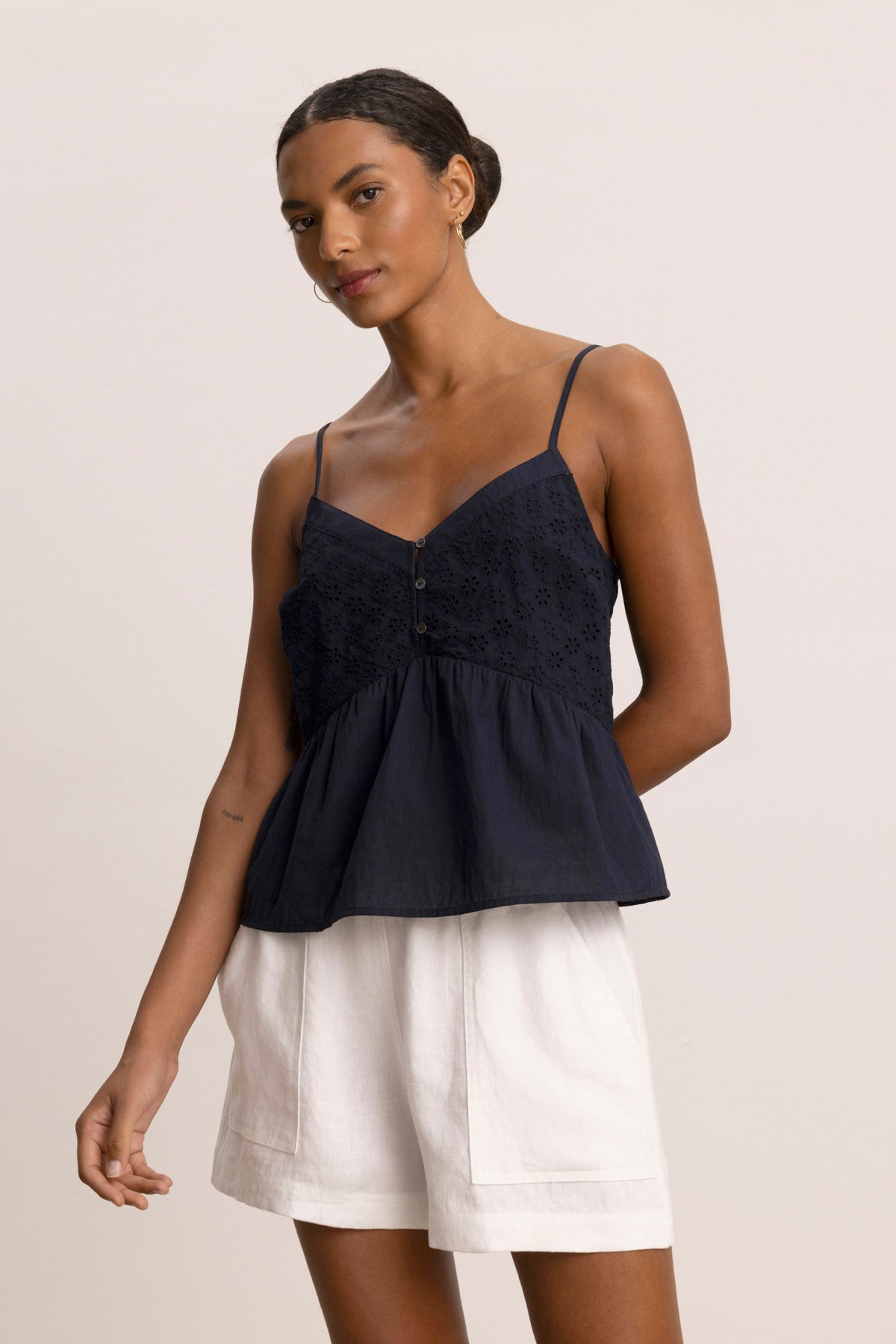 ALIAH EYELET TANK TOP