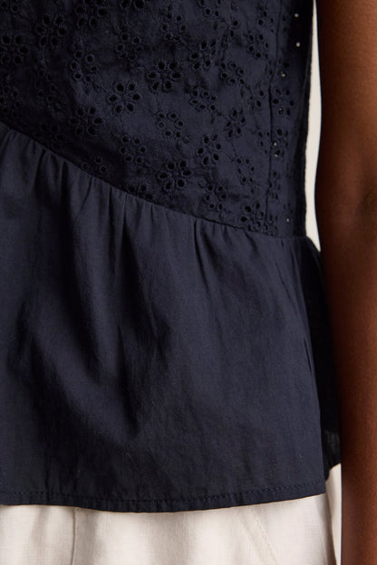 ALIAH EYELET TANK TOP