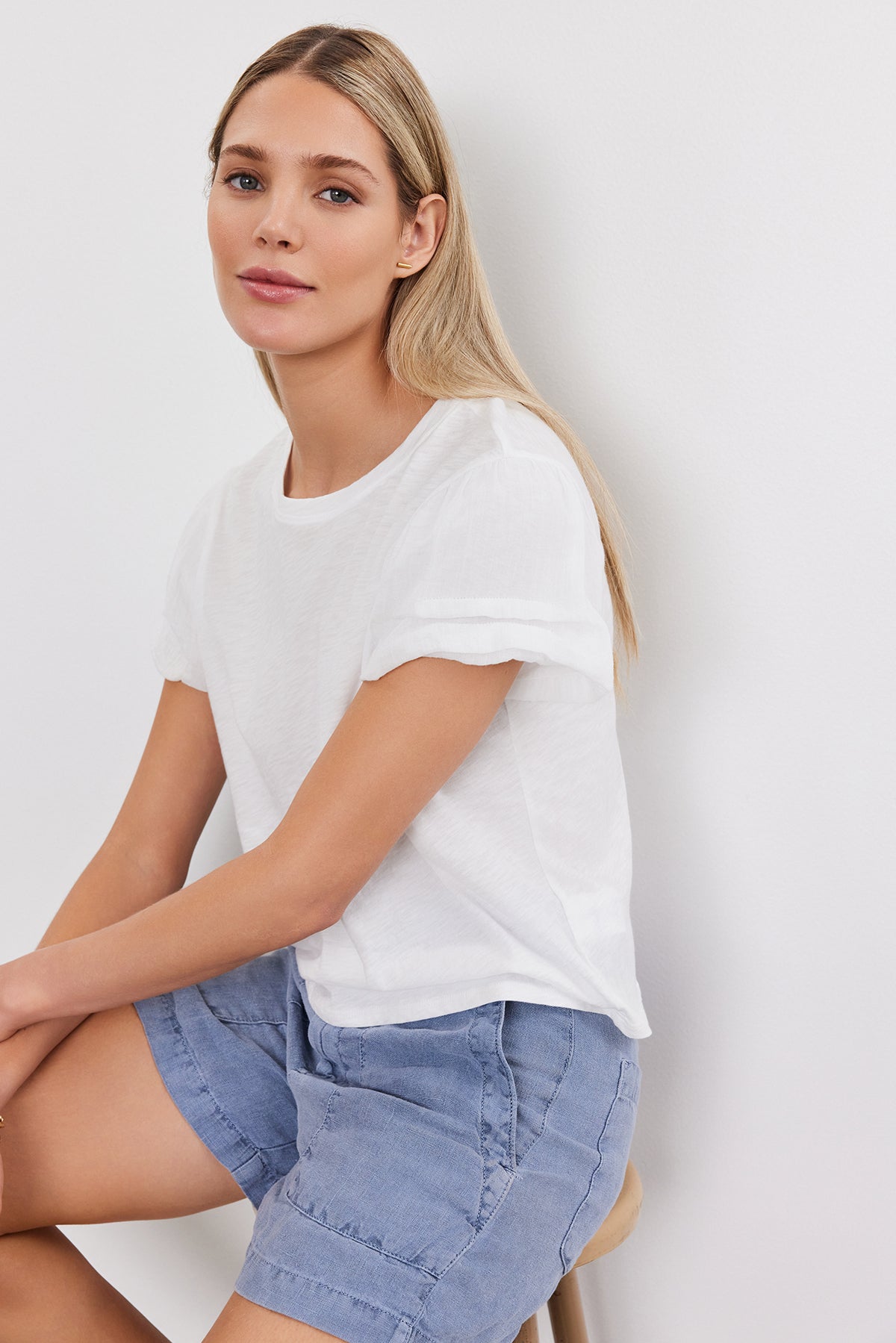 DELLA TEE
