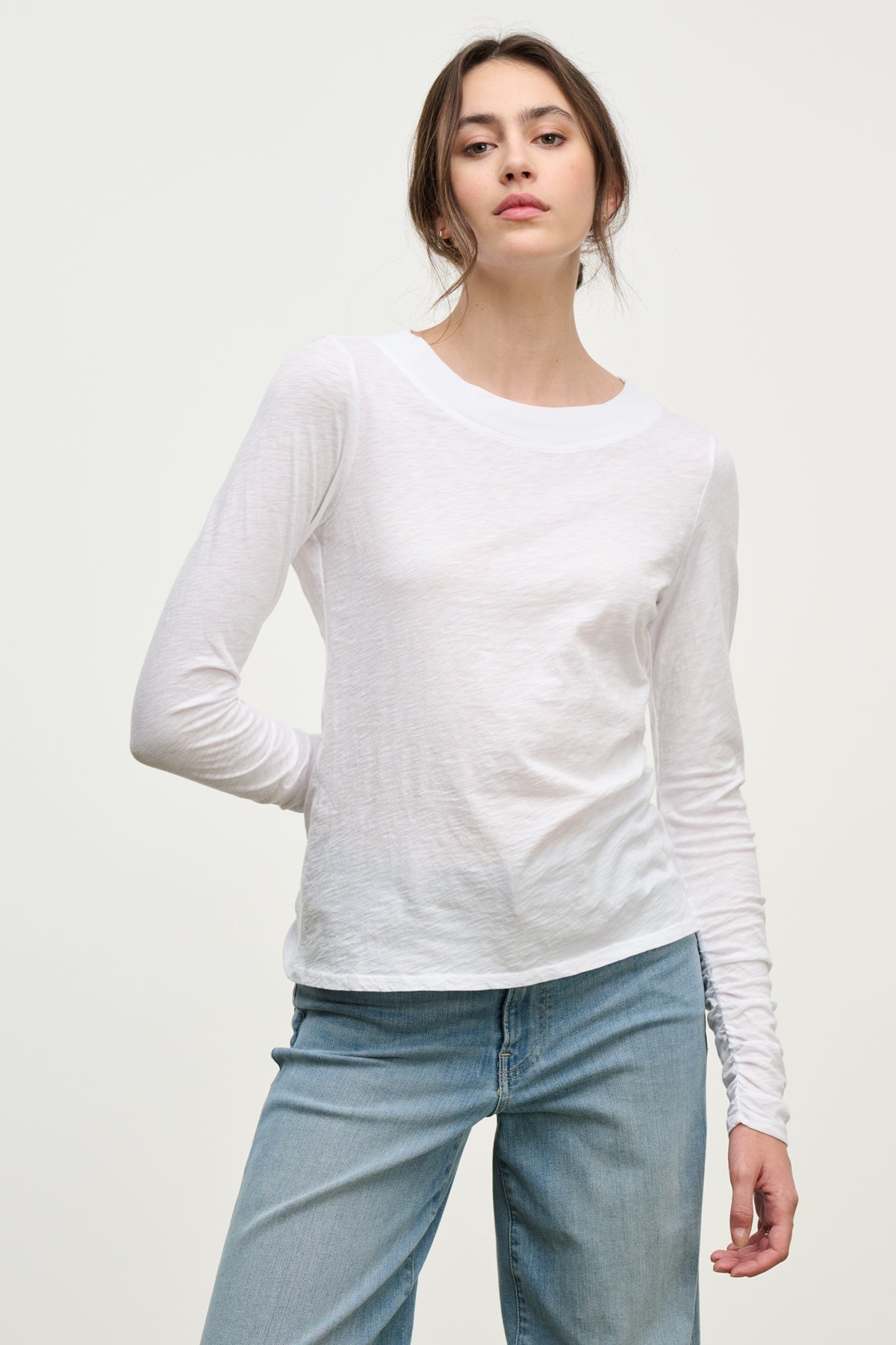 PRIYA TEE