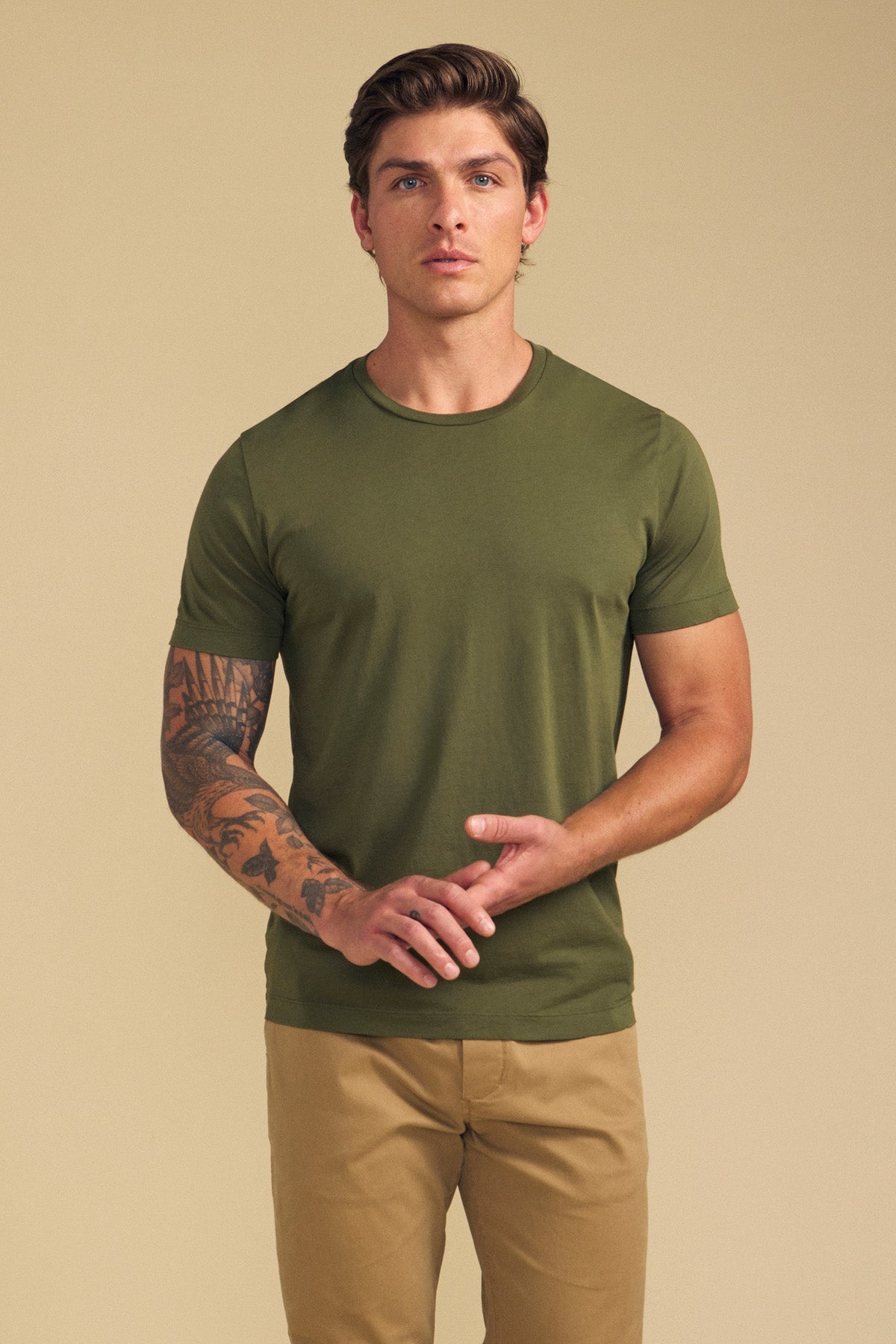 HOWARD TEE