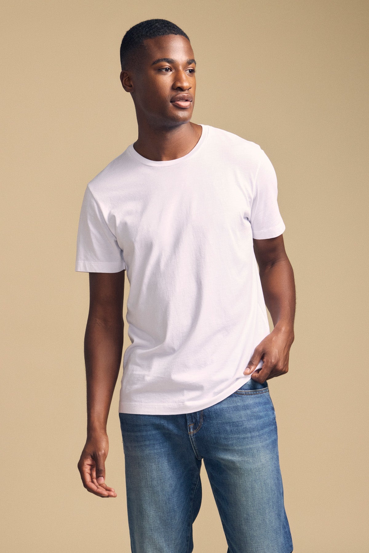 HOWARD TEE