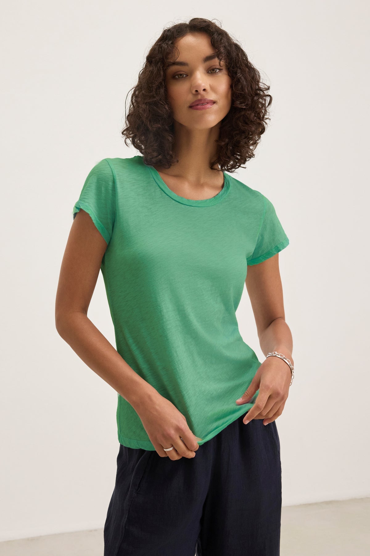 ODELIA TEE