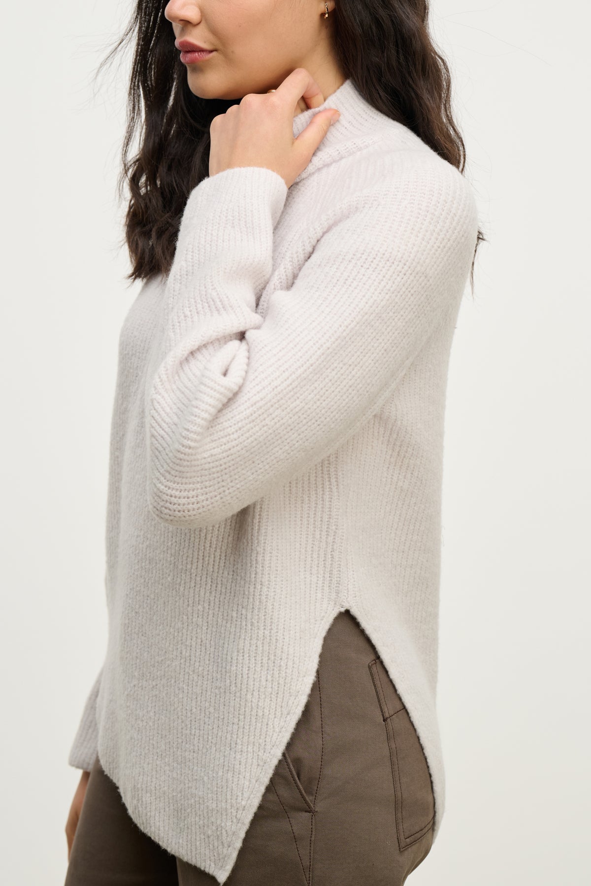 LESA SWEATER