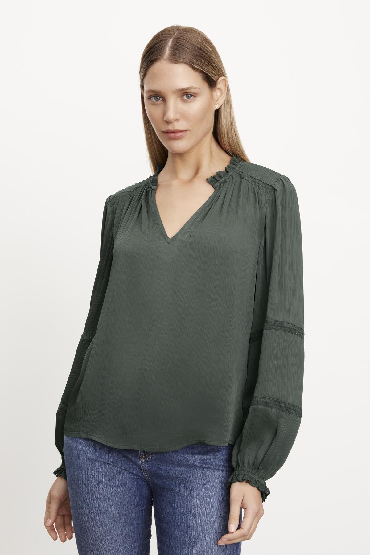 KOREN V-NECK BLOUSE