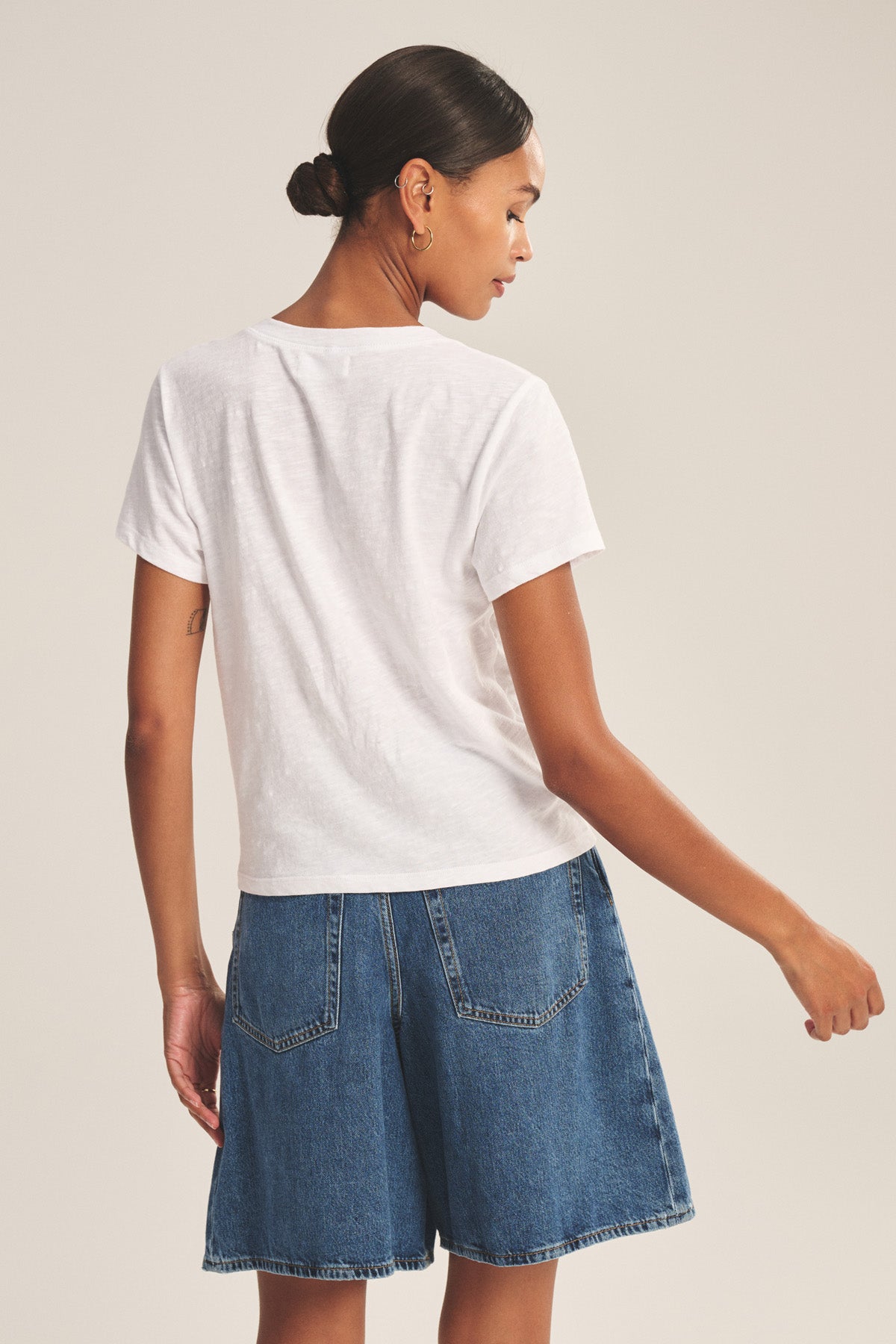 ELISHA TEE