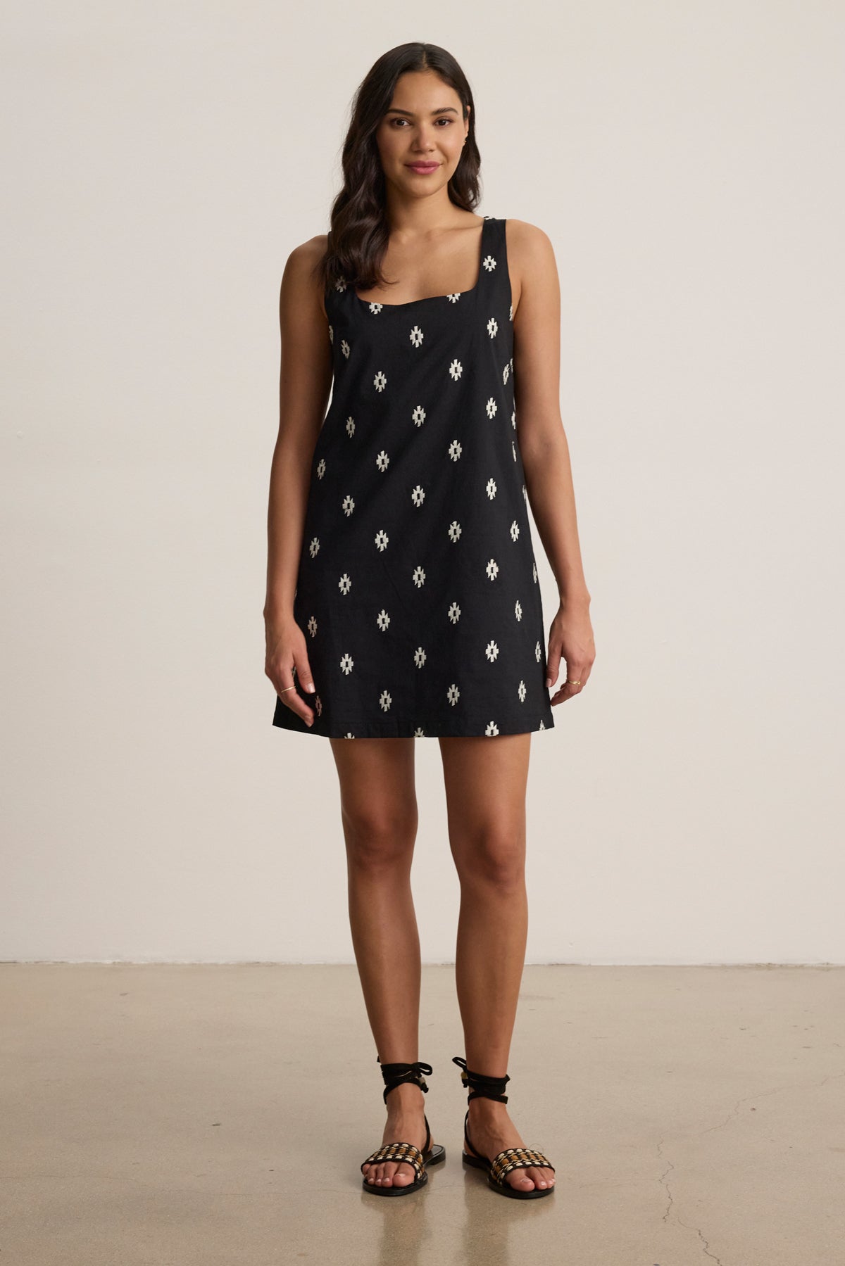 ELARA DRESS