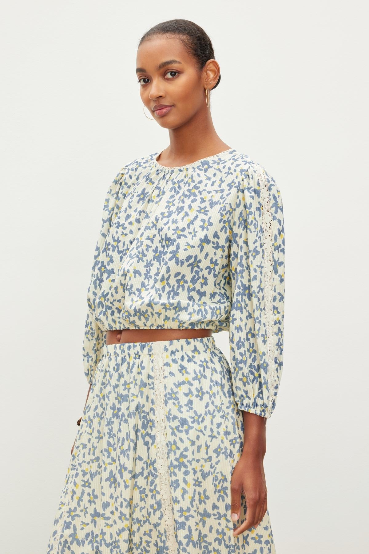 CAMERON TOP