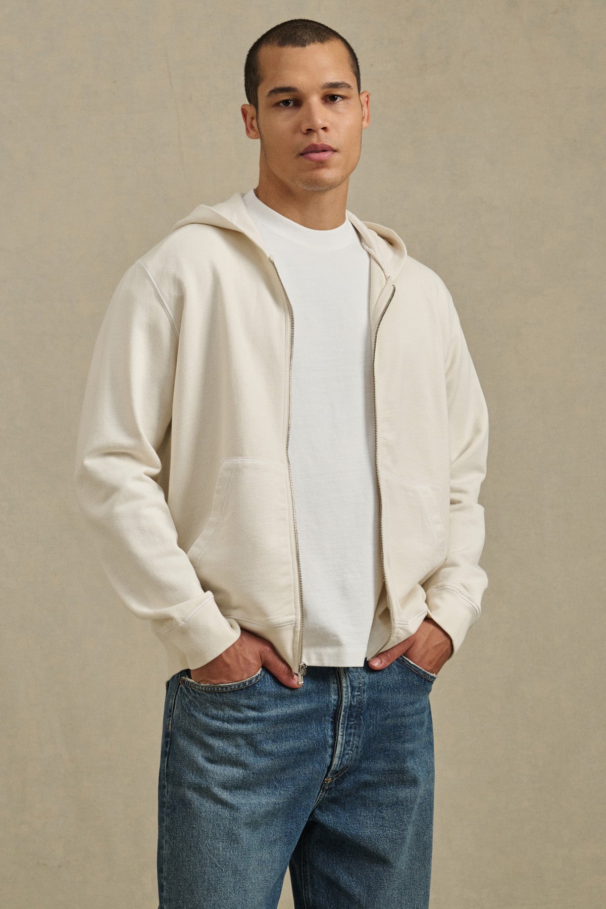 VINCENT HOODIE