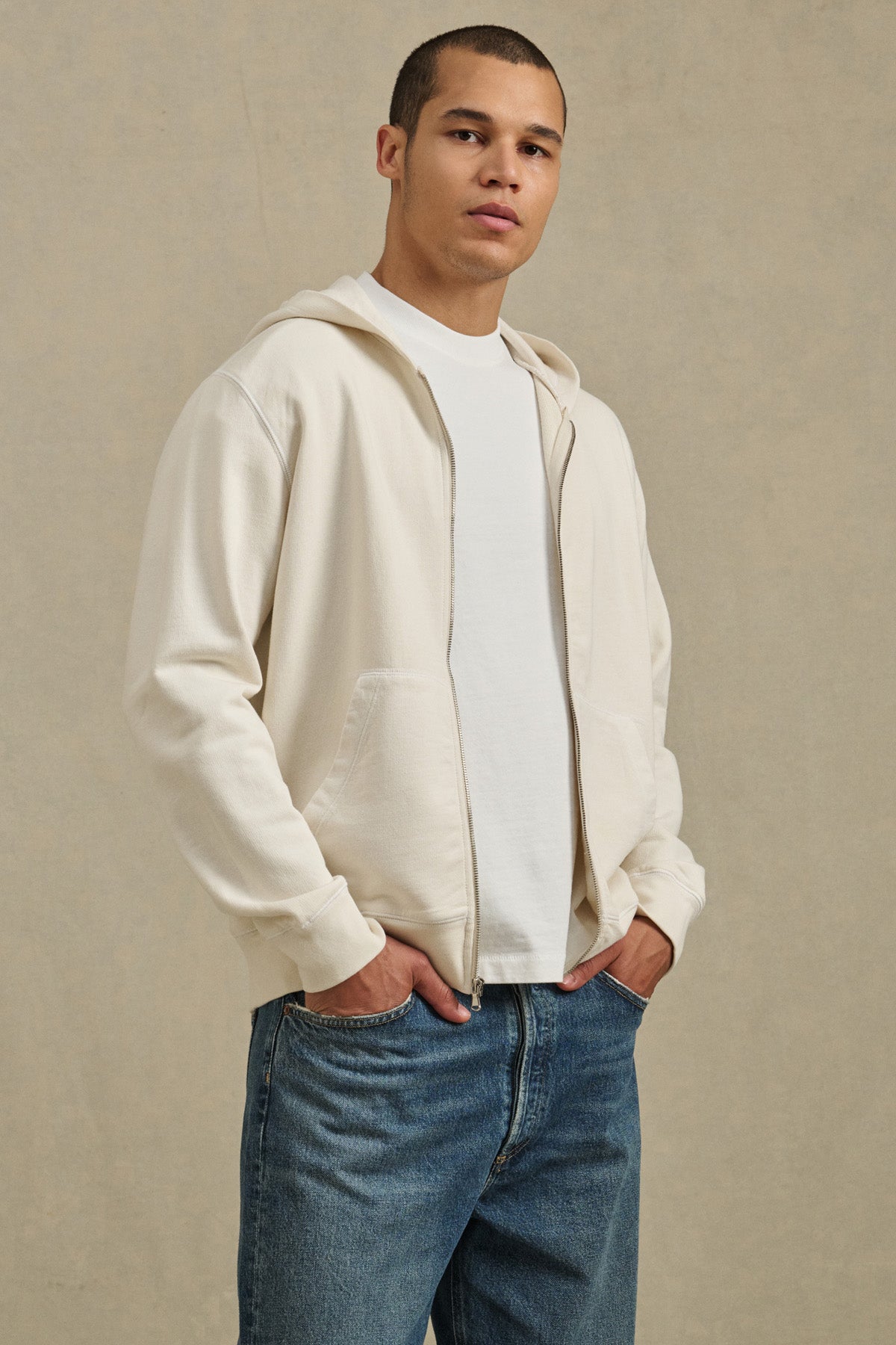 VINCENT HOODIE
