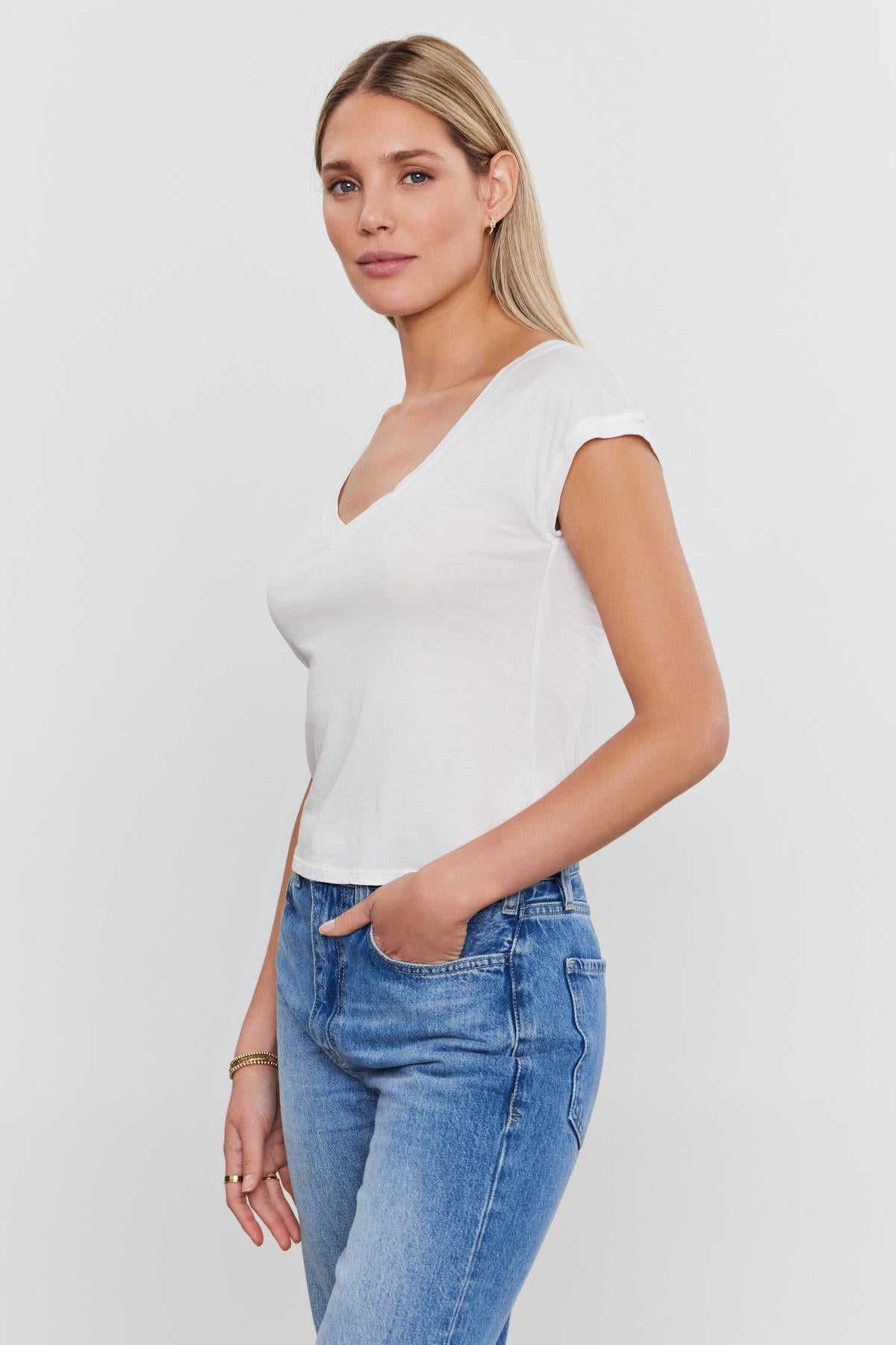 TOBY TEE