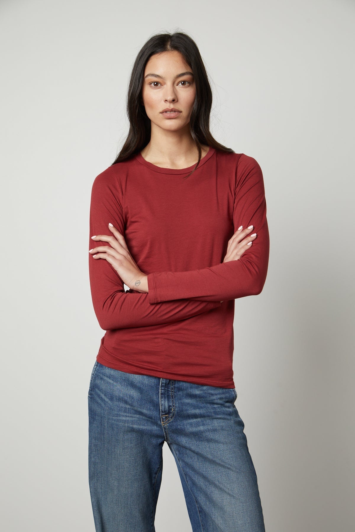 ZOFINA GAUZY WHISPER FITTED CREW NECK TEE