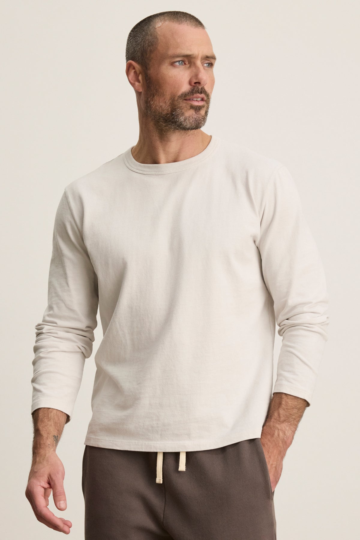 BRADY TEE