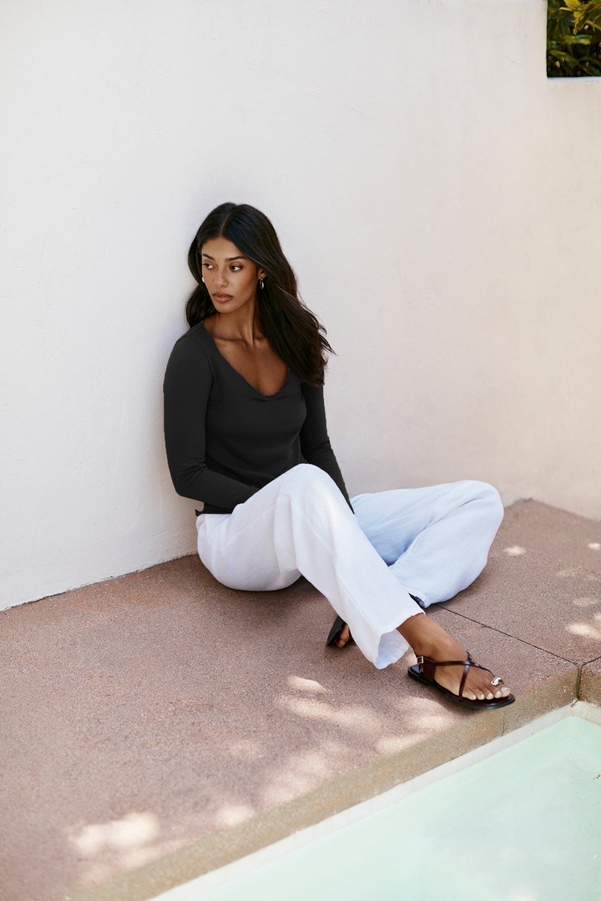 NOURA TEE