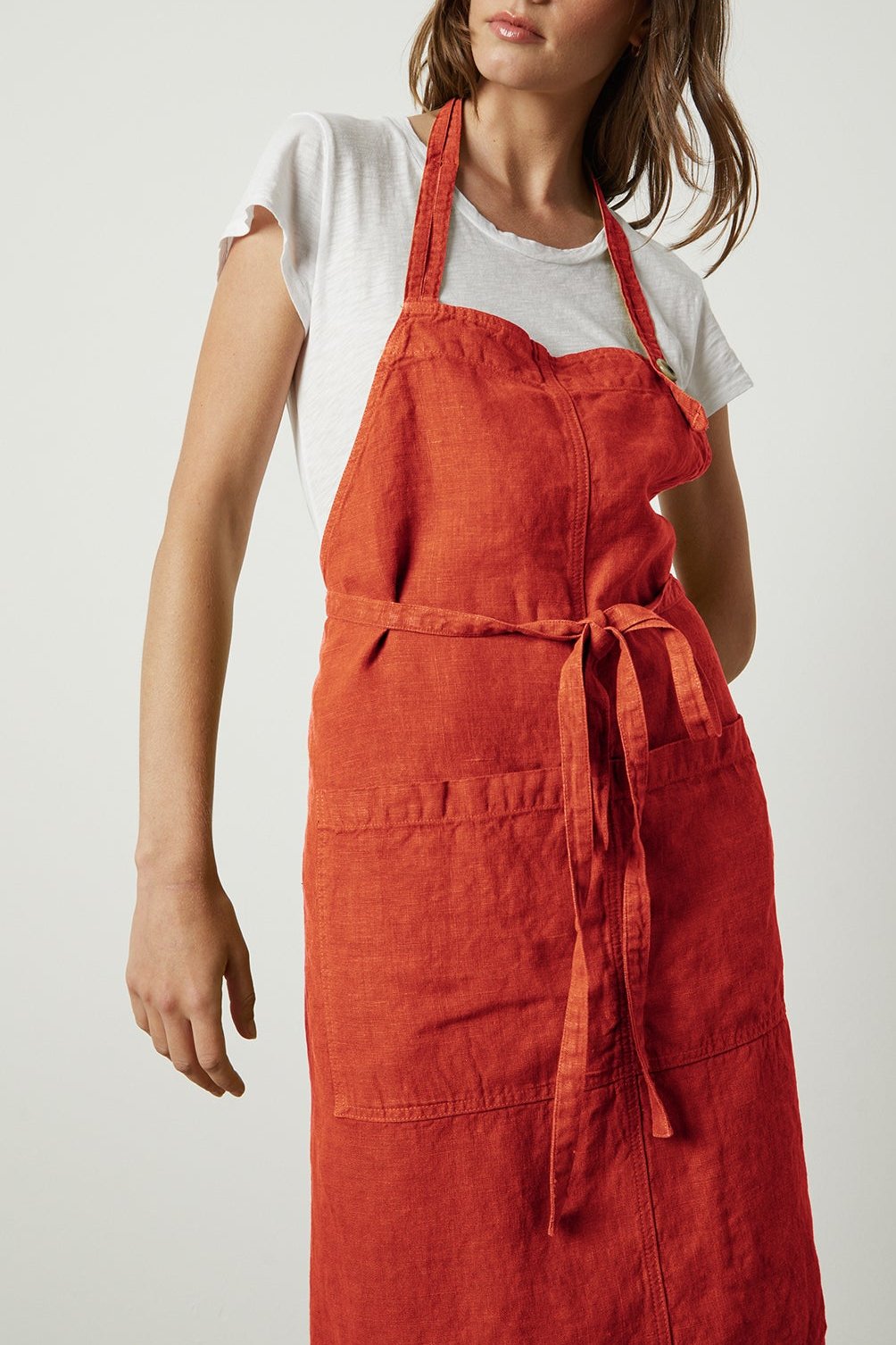 LINEN APRON