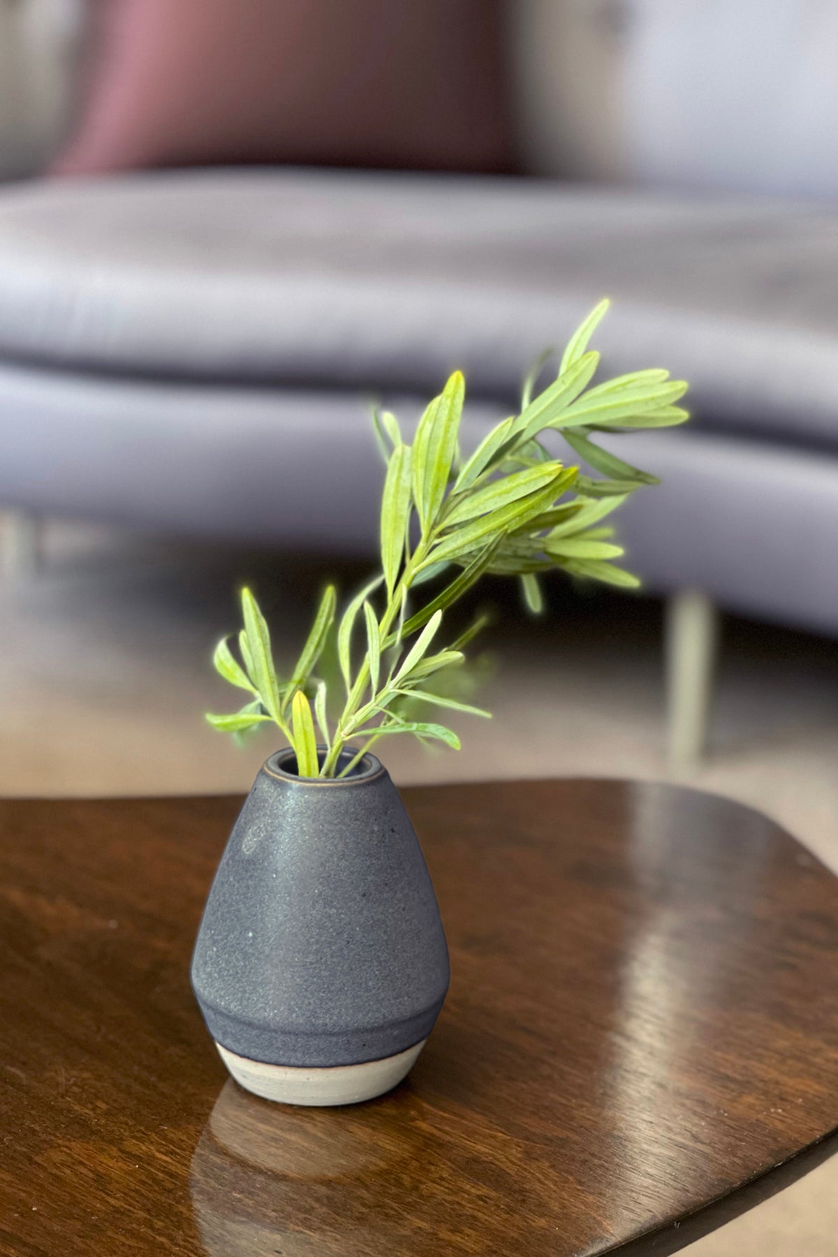 CERAMIC BUD VASE