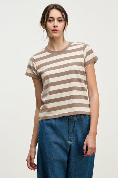 ANAIS TEE