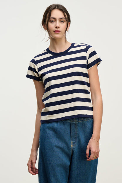 ANAIS TEE