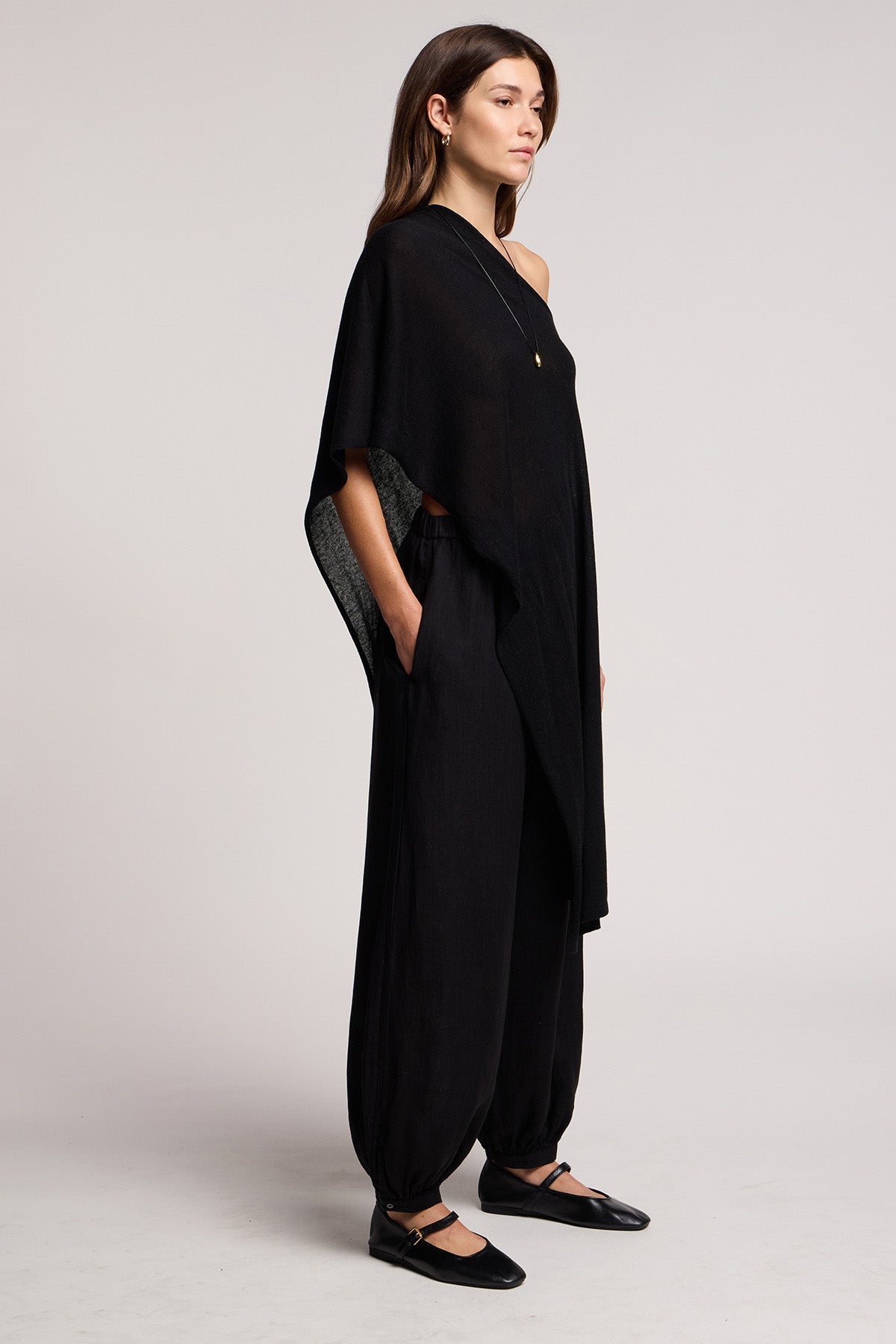 FLOREN SWEATER