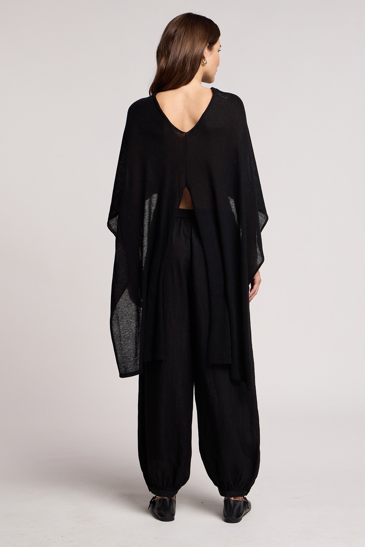 FLOREN SWEATER
