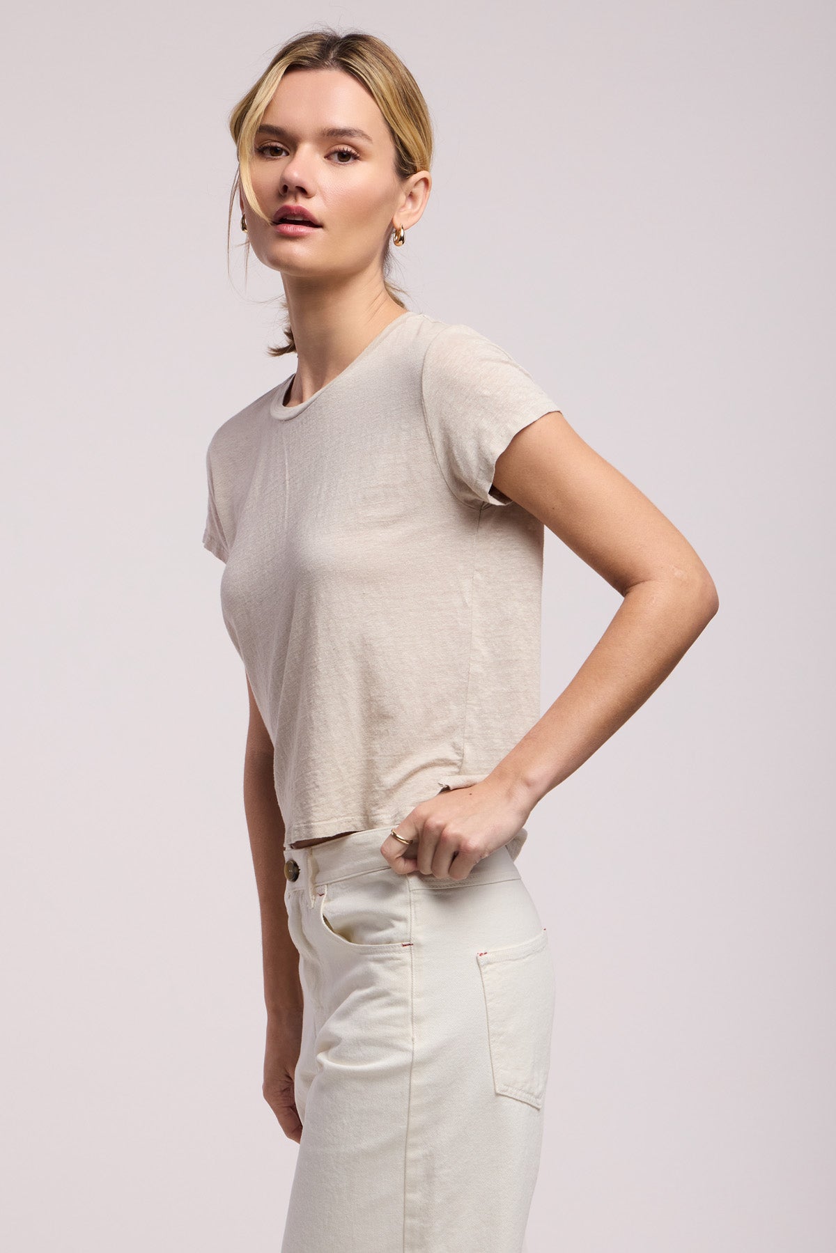 CASEY TEE