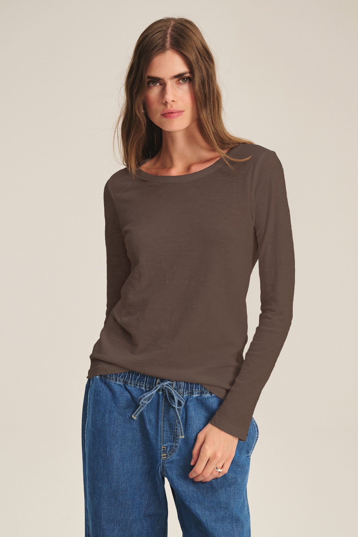 LIZZIE TEE