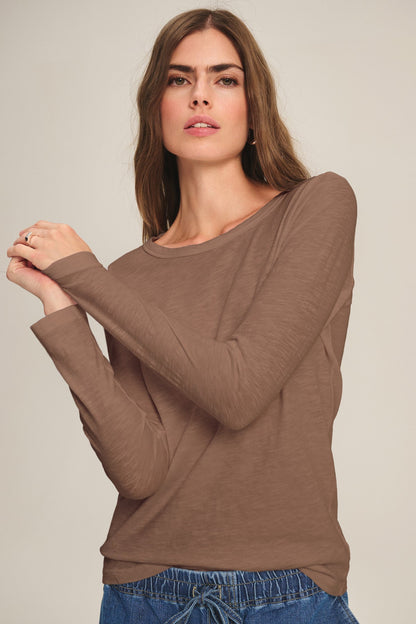 LIZZIE TEE