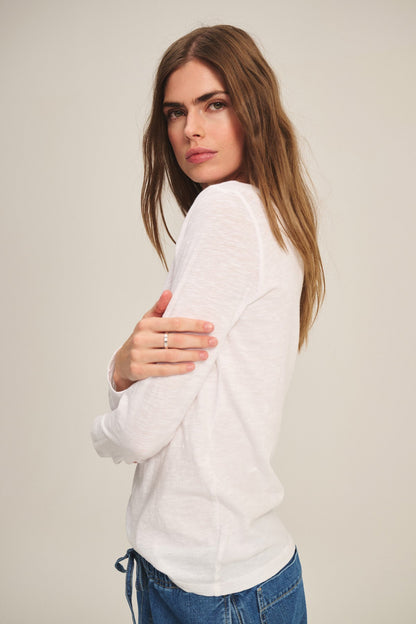 LIZZIE TEE