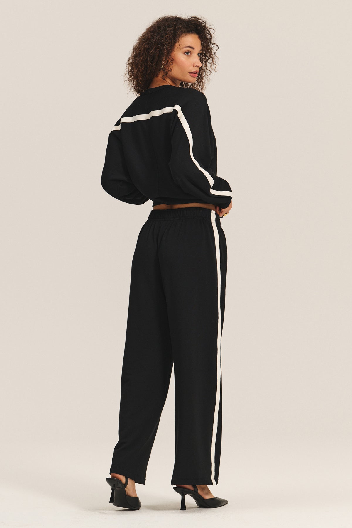 FRANKIE SWEATSHIRT