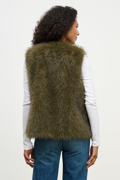 ANASTASIA FAUX FUR VEST