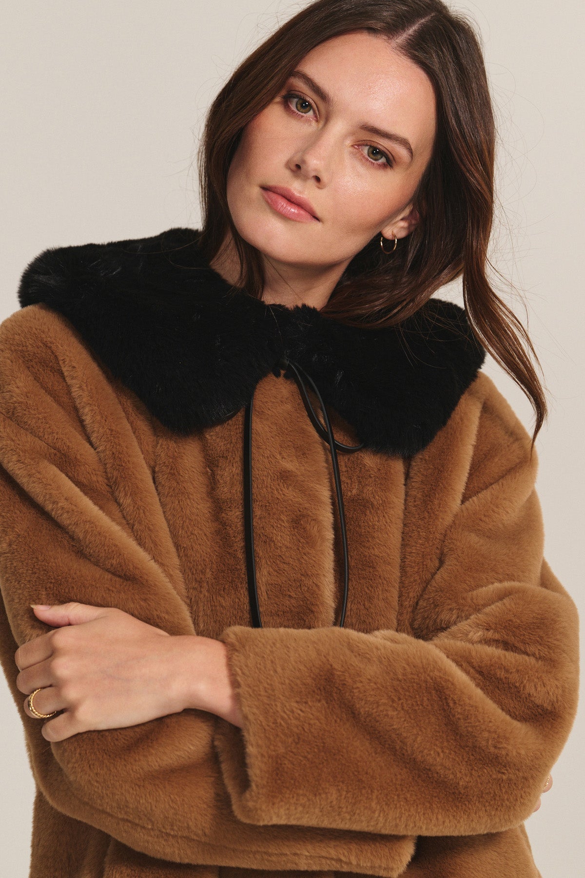 PALMA FAUX FUR COLLAR